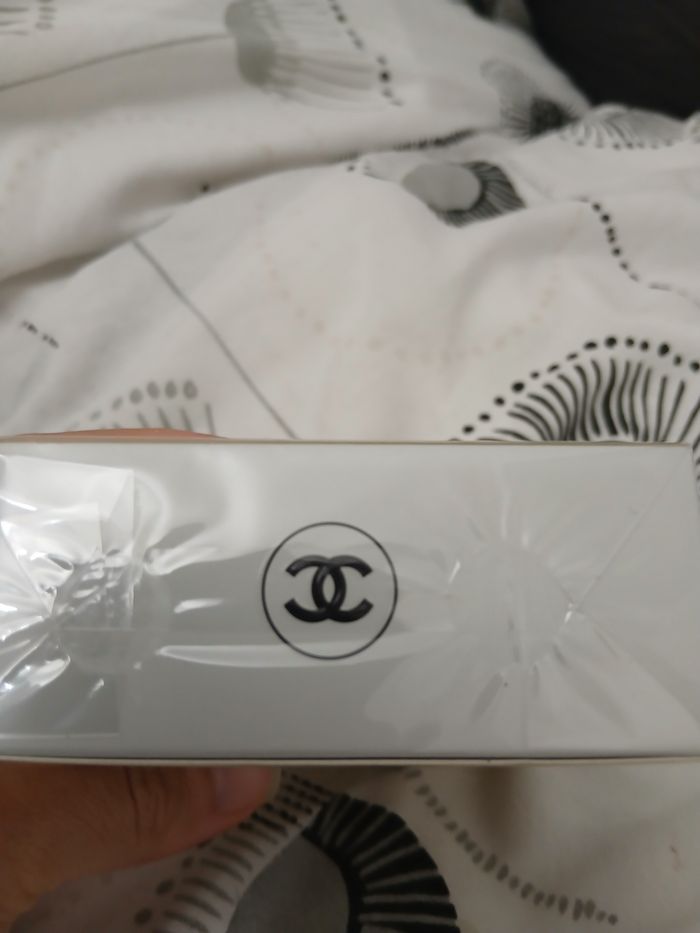 Parfum Allure édition blanche - photo numéro 4