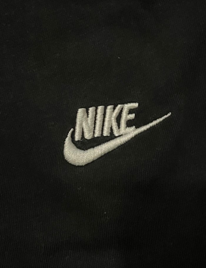 Jogging nike noir homme taille M très bon état - photo numéro 3