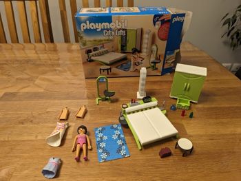 Chambre à coucher Playmobil City life 9271
Très bon état