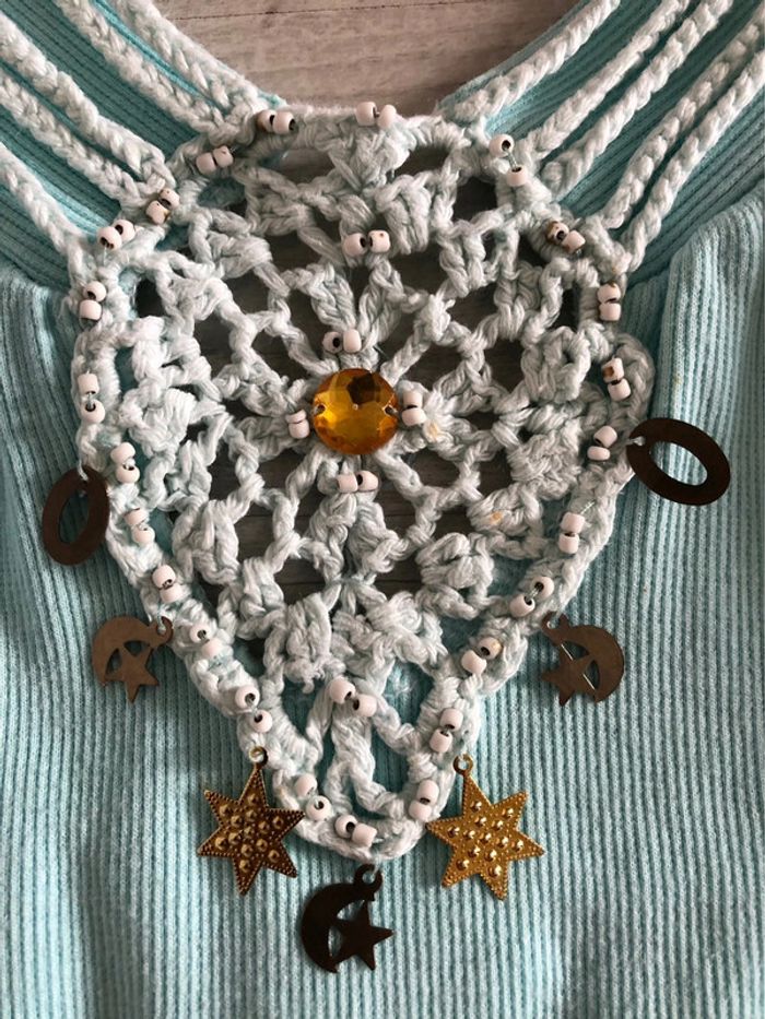 BB-Top à bretelles fantaisie (crochet, perles et breloques) T 38/40 - photo numéro 4