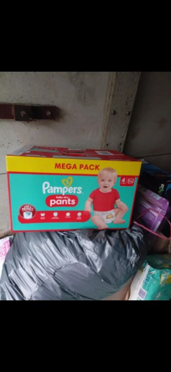Pampers pants taille 4 92 couches