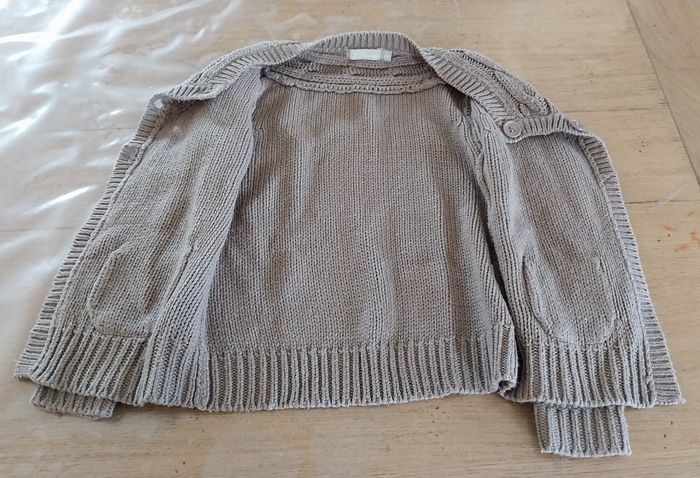 Gilet fille 6ans en bon état - photo numéro 3