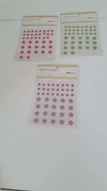 3 planches de stickers strass