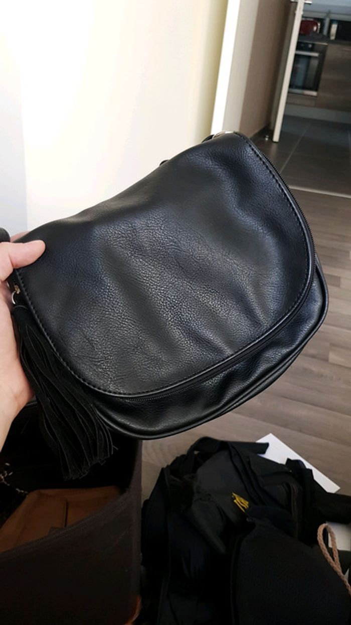 Sac noir bandoulière NEUF - photo numéro 2
