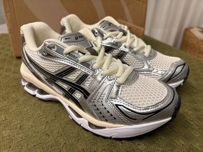 Asics Kayano 14 Taille 40 - photo numéro 3