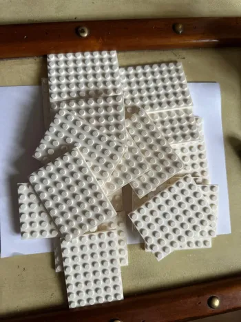 20 Plates Lego 6x8 ref 3036 White