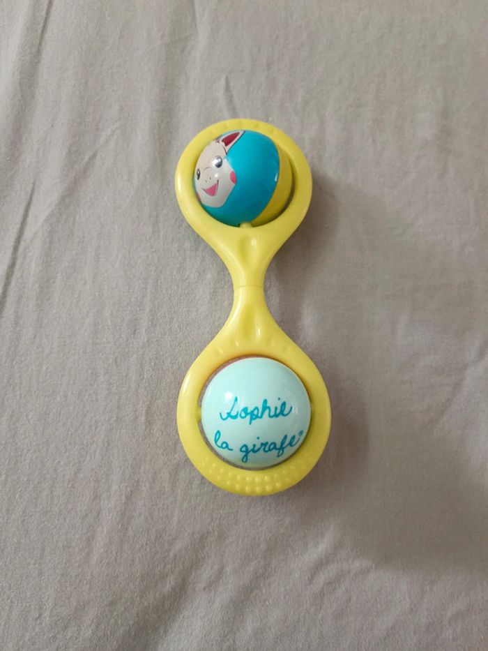 Lot girafe + hochet + bavoir et lange neuf - photo numéro 2