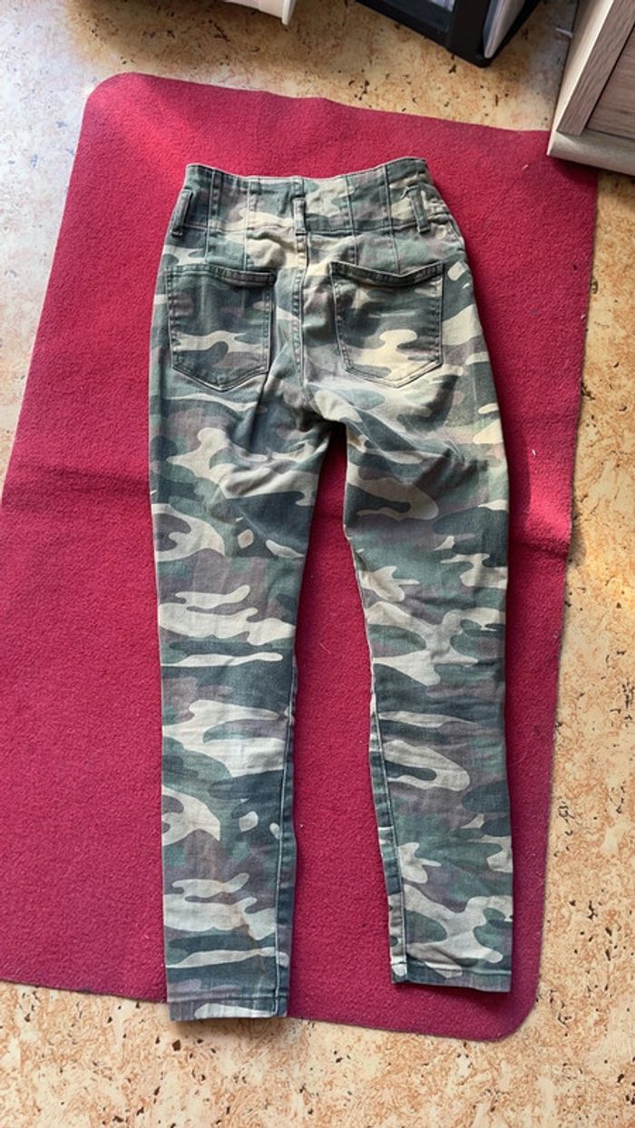 Jean camouflage taille 32 - photo numéro 5