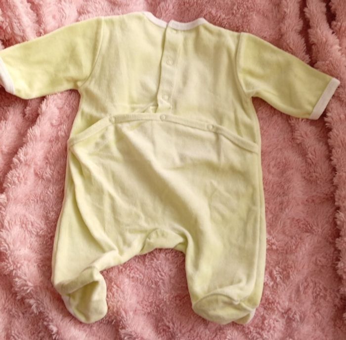Lot 2 Pyjamas 1 mois - photo numéro 5