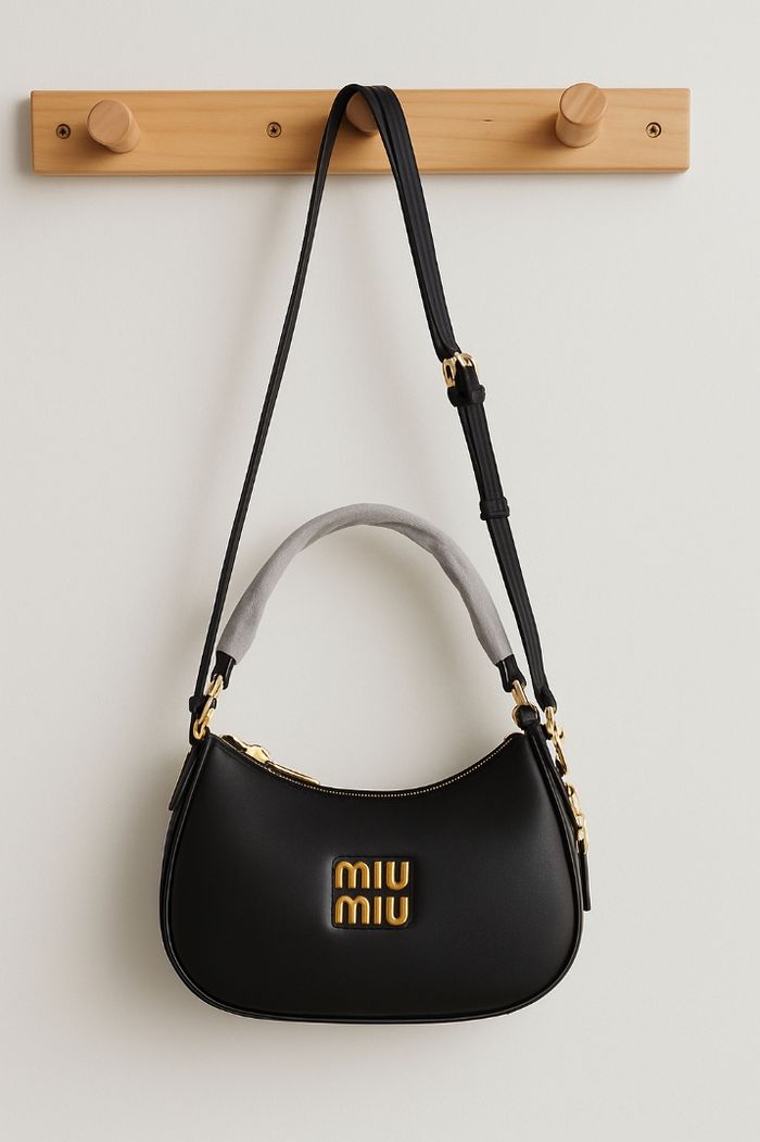 Sac miumiu noir - photo numéro 2