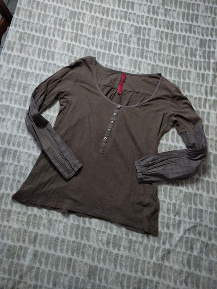 Blouse tee-shirt manches longues style chemise i.code IKKS taille 40 - photo numéro 1