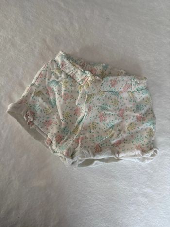 Short fleuris 18 mois