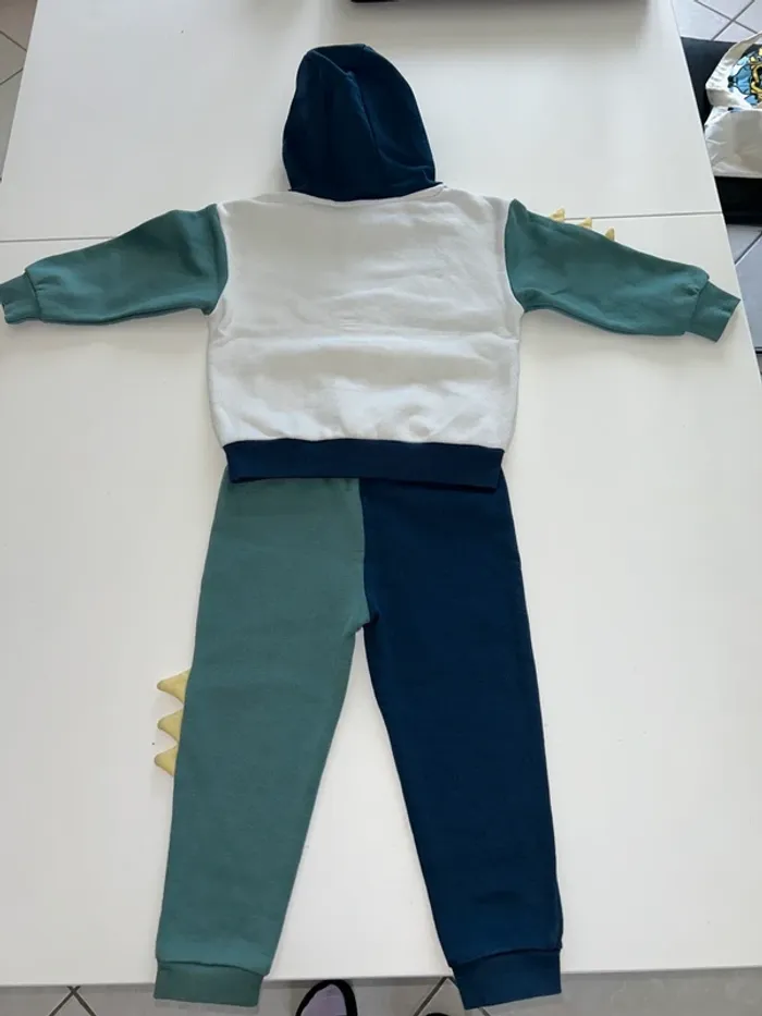 Ensemble jogging garçon Primark 3 ans - photo numéro 8