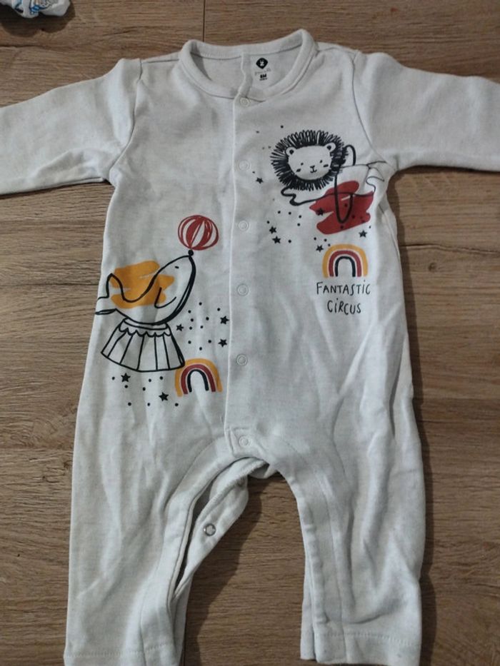 Pyjama sans pieds