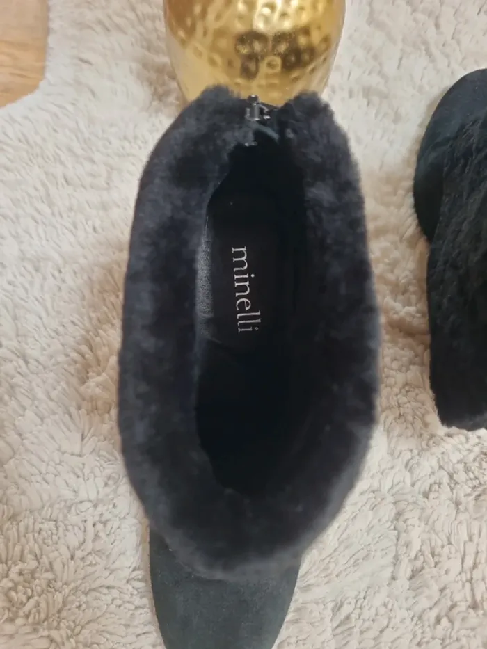 Bottines fourrures Minelli taille 38 - photo numéro 7