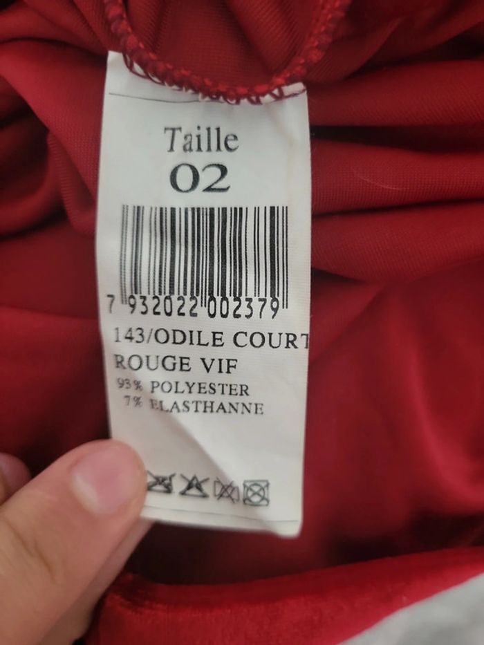 Magnifique robe rouge - photo numéro 5