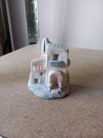 Petite maison en céramique