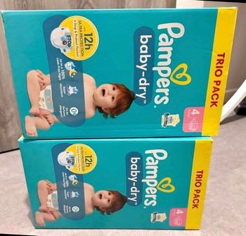 Lot 2 cartons trio pack pampers taille 4