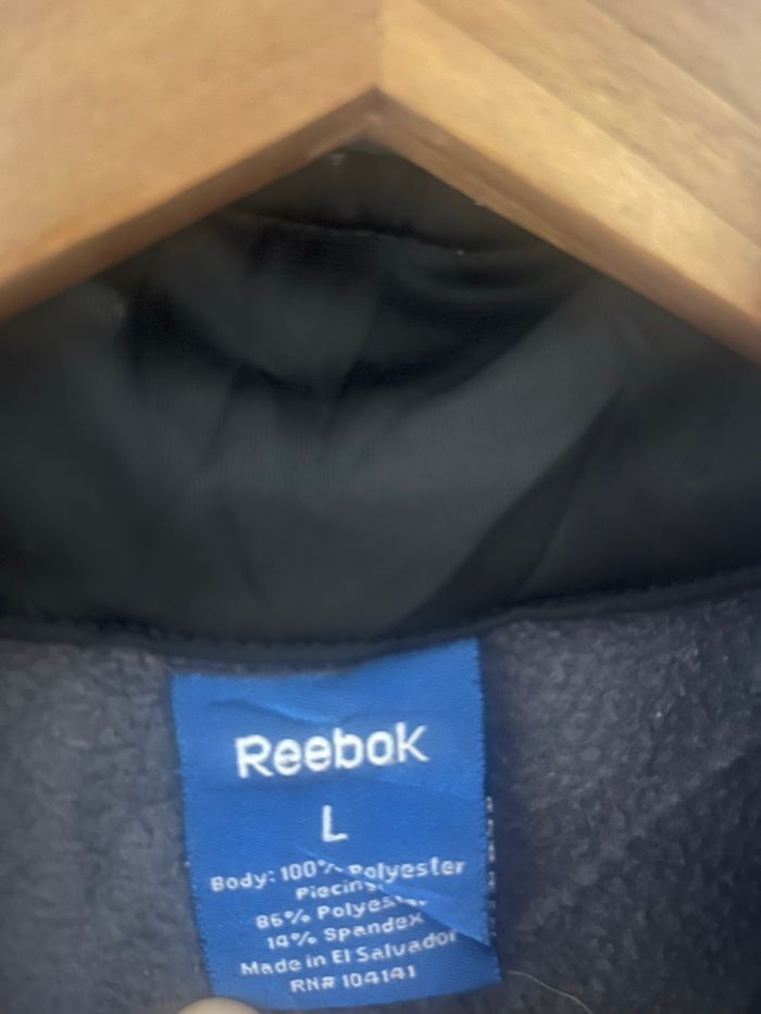 Polaire légère Reebok taille L. - photo numéro 3