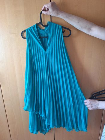 Robe verte habillée