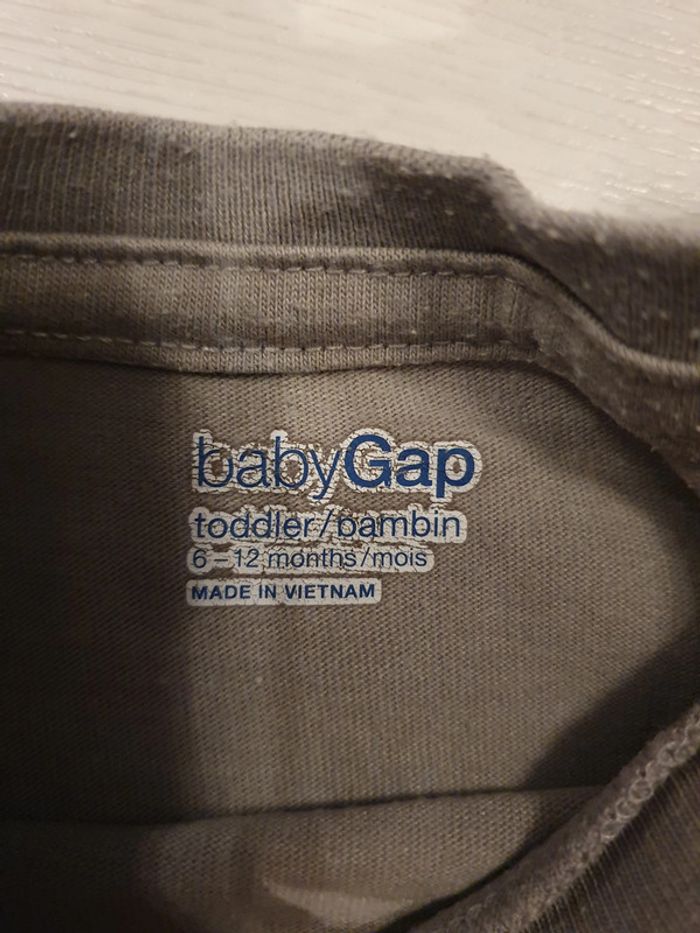 T shirt Gap 6-12 mois - photo numéro 2