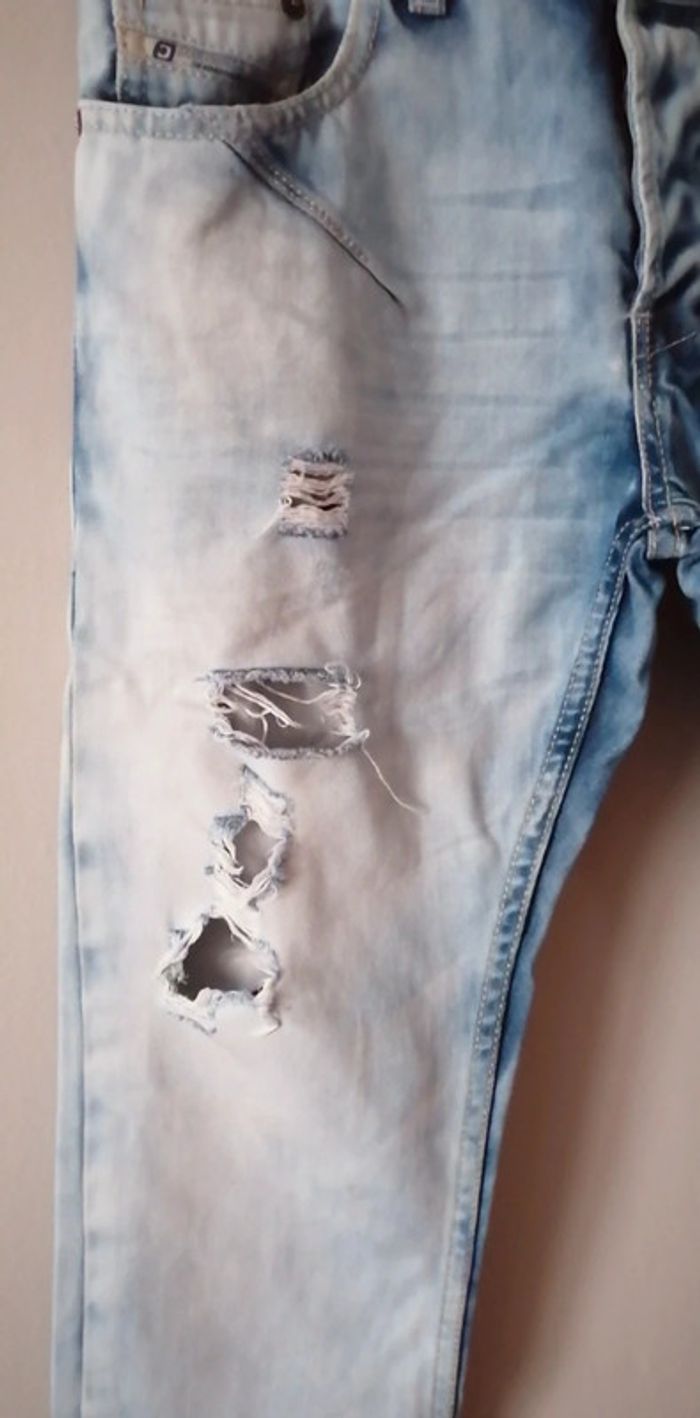 Jeans d.skins skinny délavé troué taille 28 - photo numéro 3