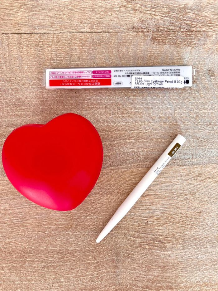 Kose Fasio Crayon à sourcils ultra fin - Slim eyebrow Pencil - BR301 - photo numéro 3