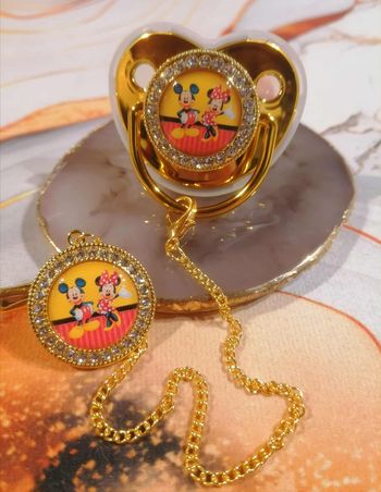 Tétine, sucette avec attache Minnie Mickey