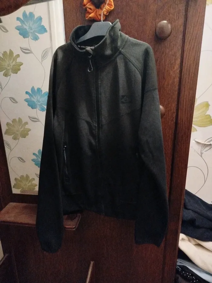 Veste S