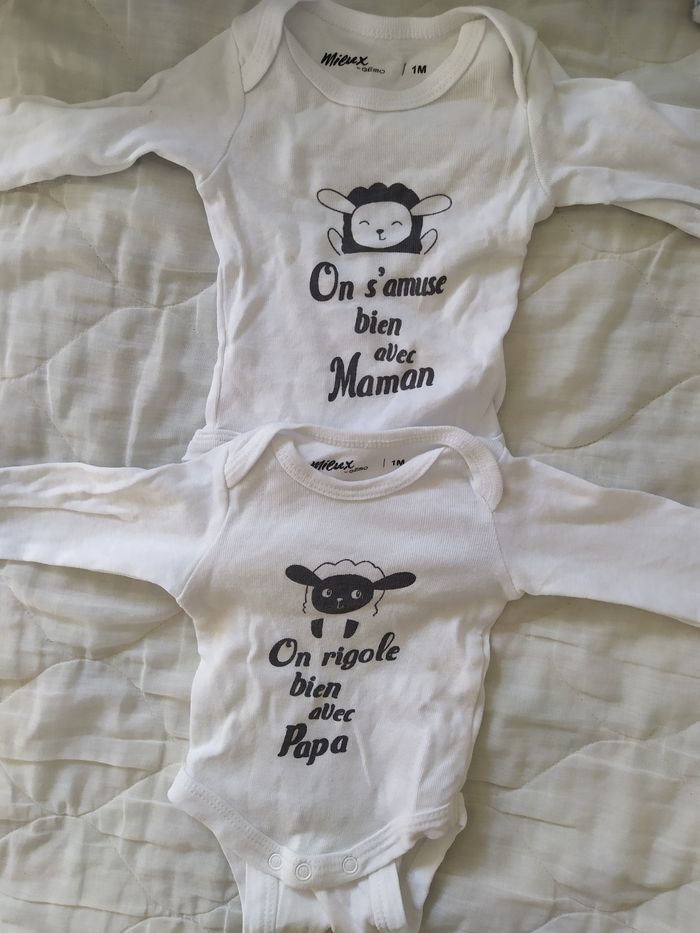 Lot de body taille 1 mois - photo numéro 5