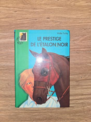 Livre "Le prestige de l'étalon noir"