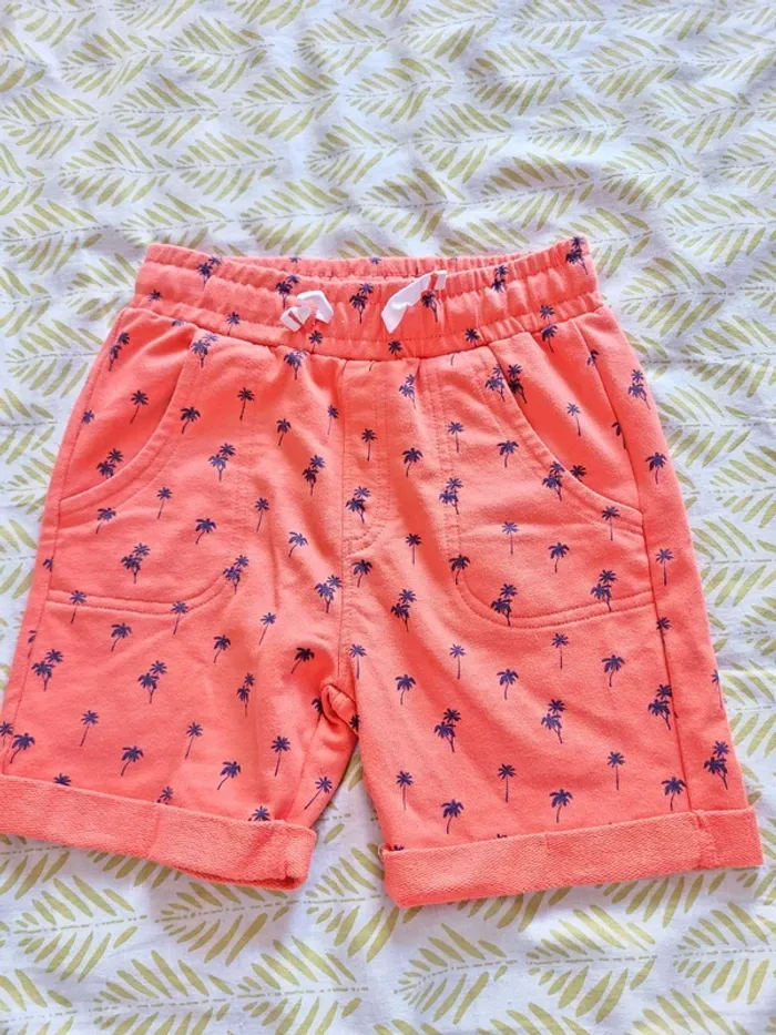 Short garçon neuf - photo numéro 4