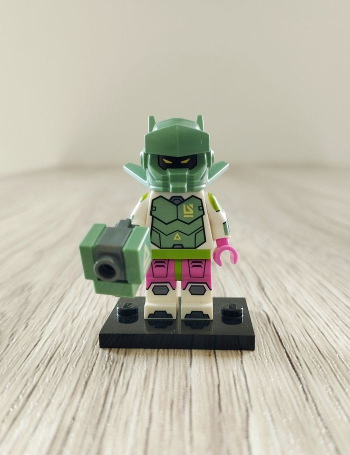 LEGO 71037 Le Robot Guerrier
