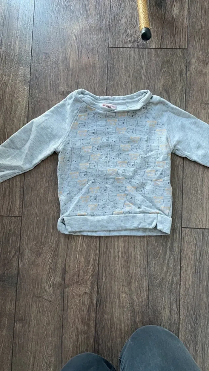 Pull gris 3 ans