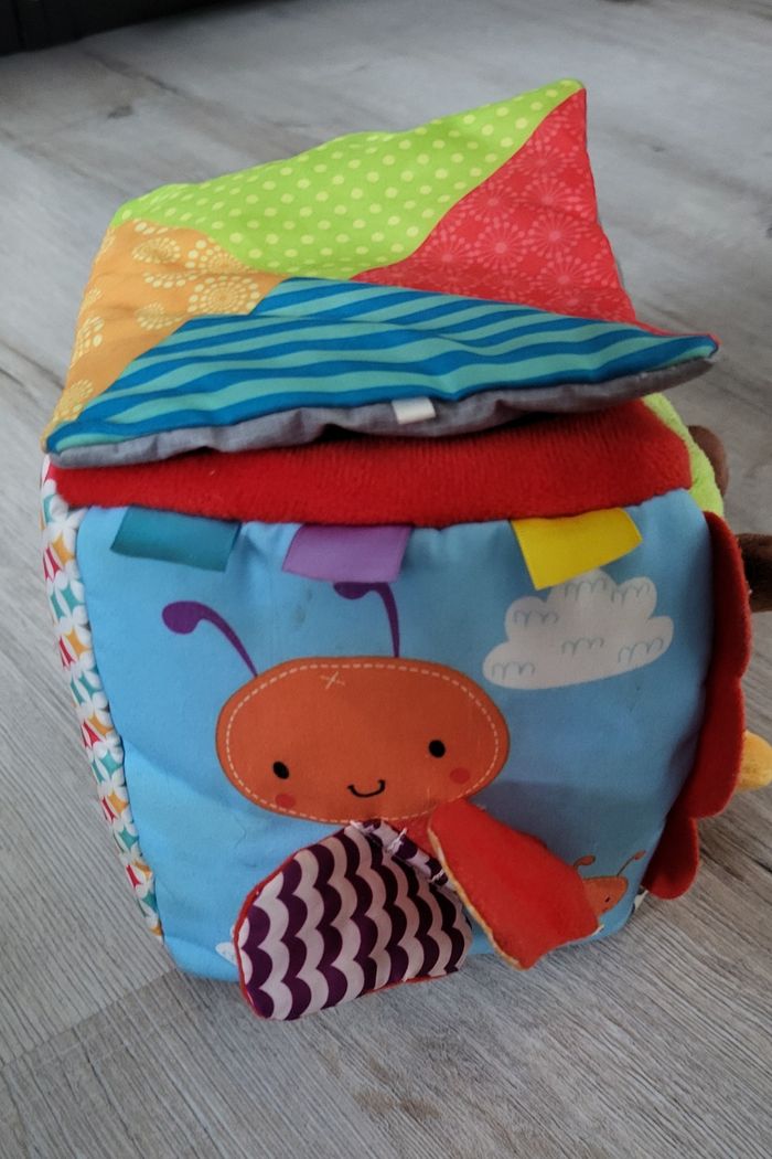 Cube éducatif bébé - photo numéro 2