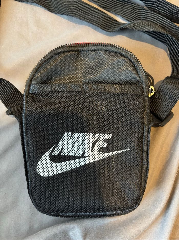 sacoche noir nike - photo numéro 2