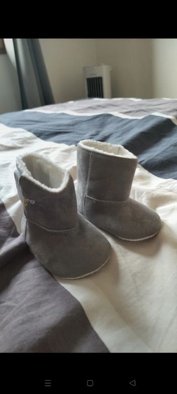 Bottines grises fourrées pointure 15