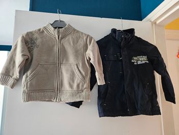Lot sweat zippé et blouson 
