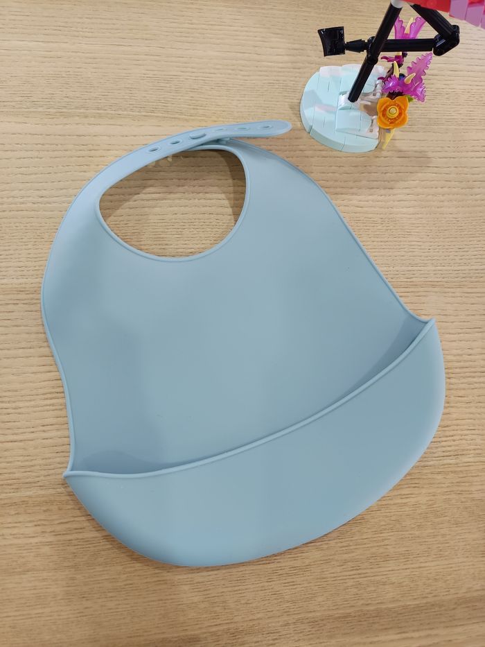 Bavoir à réservoir - photo numéro 2