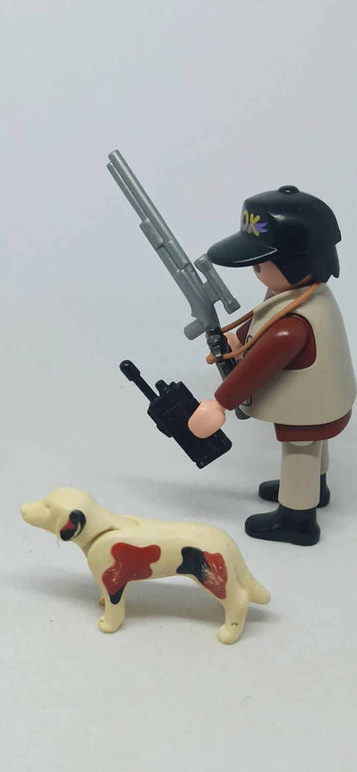 Homme chasseur avec chien de chasse à courre playmobil - photo numéro 5
