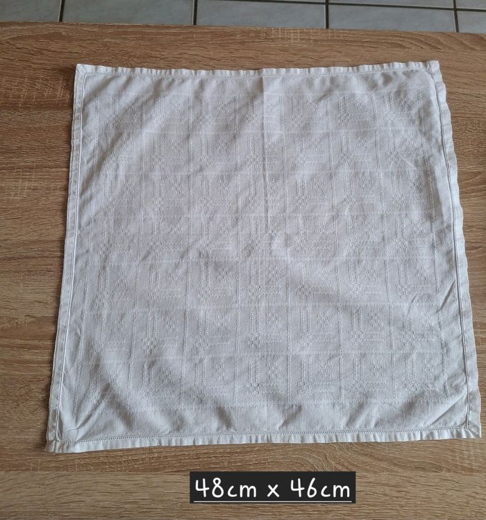 4 serviettes de table vintage - photo numéro 5