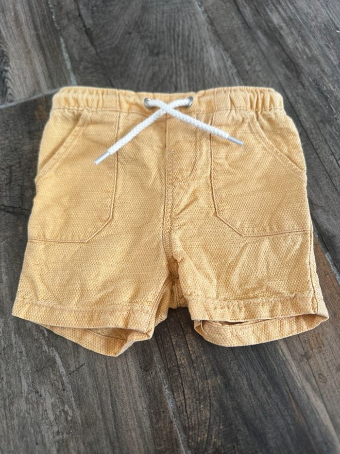 Short Jaune bébé