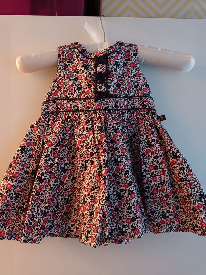 Robe fleurie - photo numéro 3