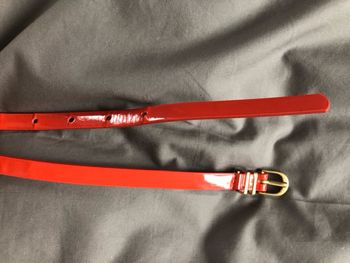 Ceinture orange vernis
