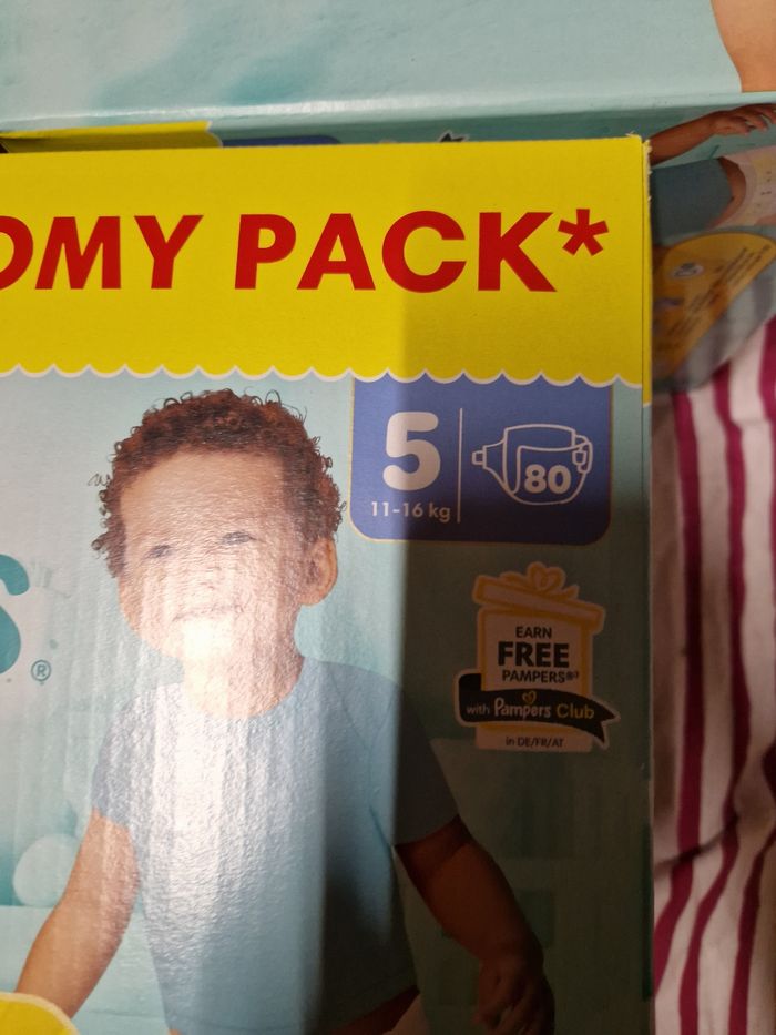 3 maxi packs Pampers premium protection taille 5 - photo numéro 3