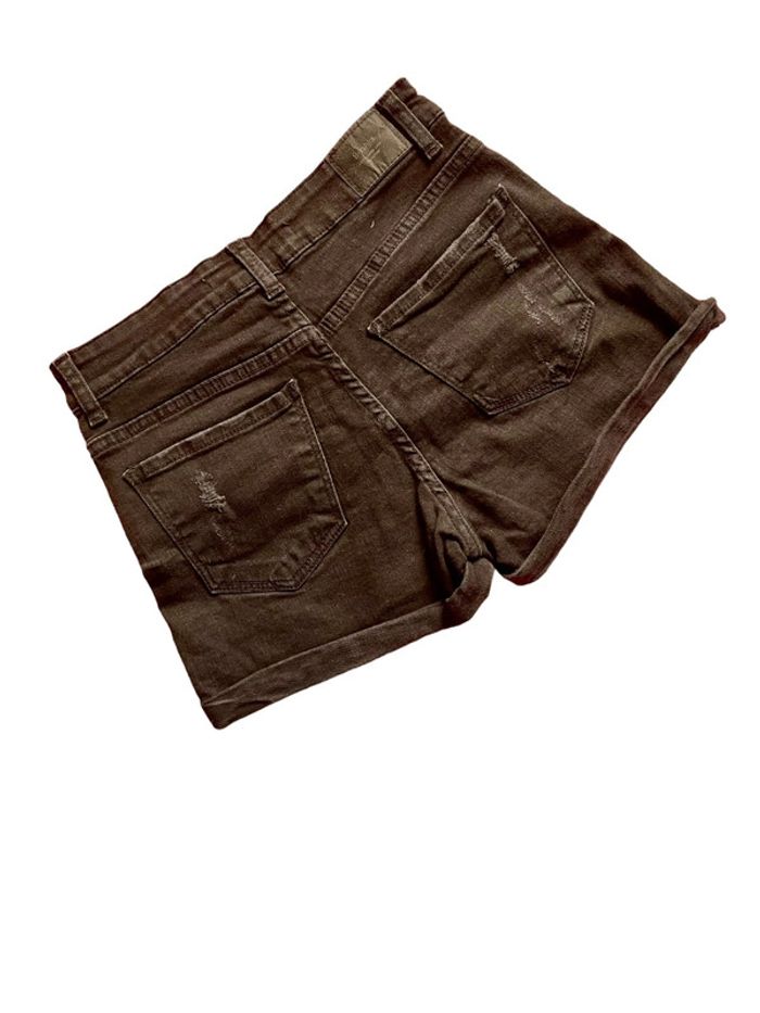 Short en jeans noir taille haute Bershka taille S très bon état - photo numéro 2