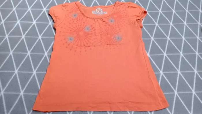 🦄 lot 4 hauts, 6 ans - photo numéro 2