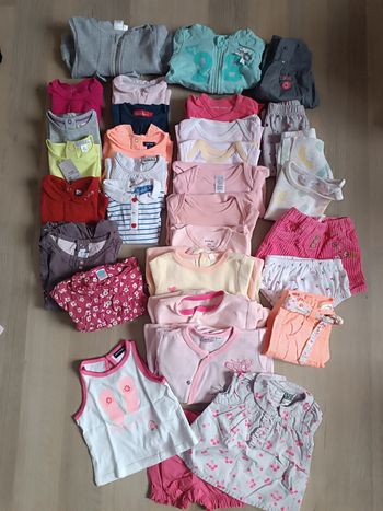 Lot fille 3 mois ( le lot n'est pas a 1e)