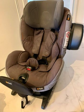 Siège auto ISOfix iZi Kid i-Size BeSafe