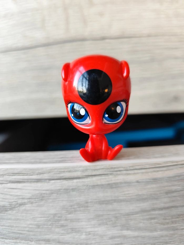Figurine tikki miraculous Lady bug
